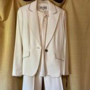 Tahara - Arthur S. Levine - White Suit